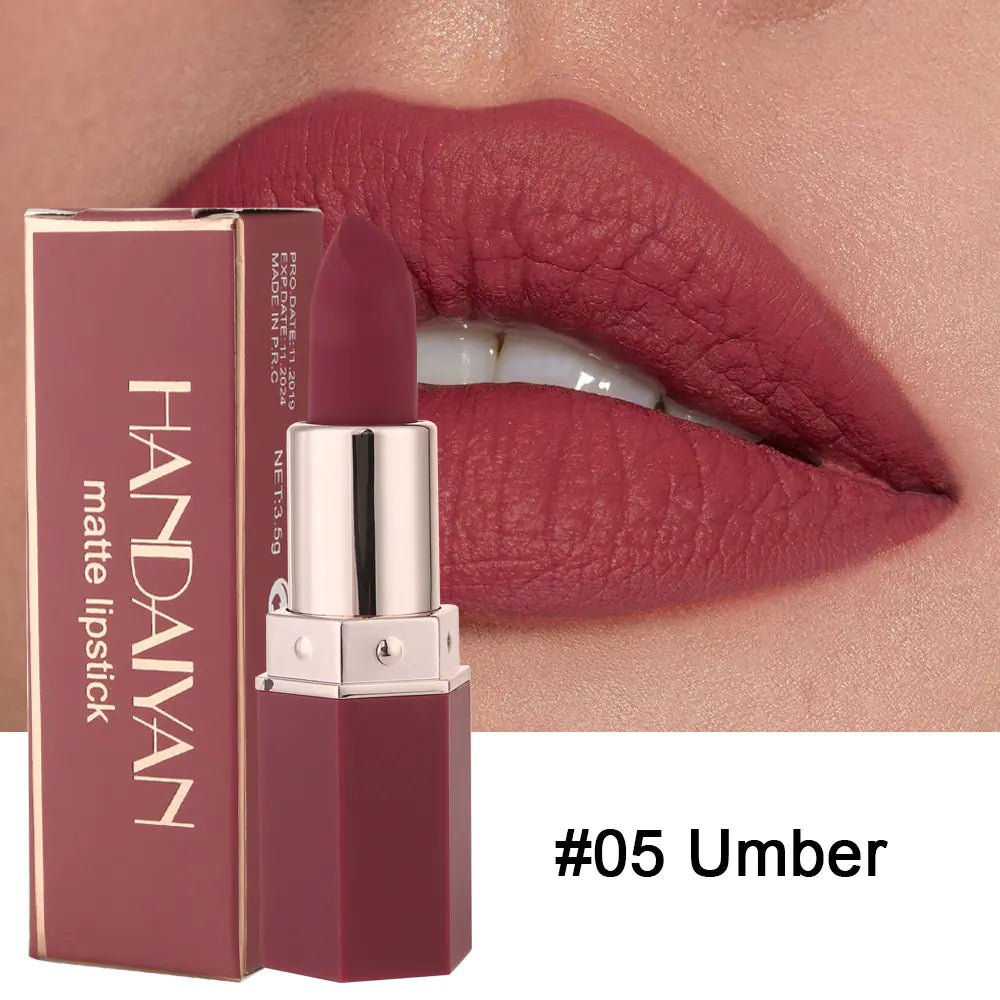 Matte Lip Glaze – Waterproof, Vivid Color, Nourishing Comfort (6 Shades)