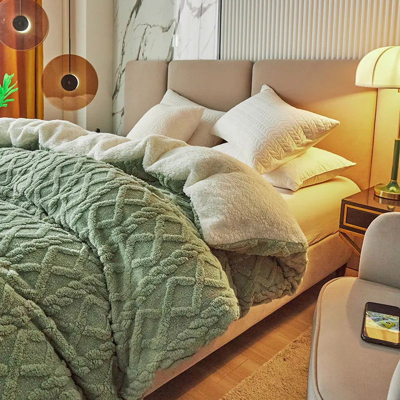 Soft Polyester Blanket – Modern Solid Color Throw (Multiple Sizes & Colors)