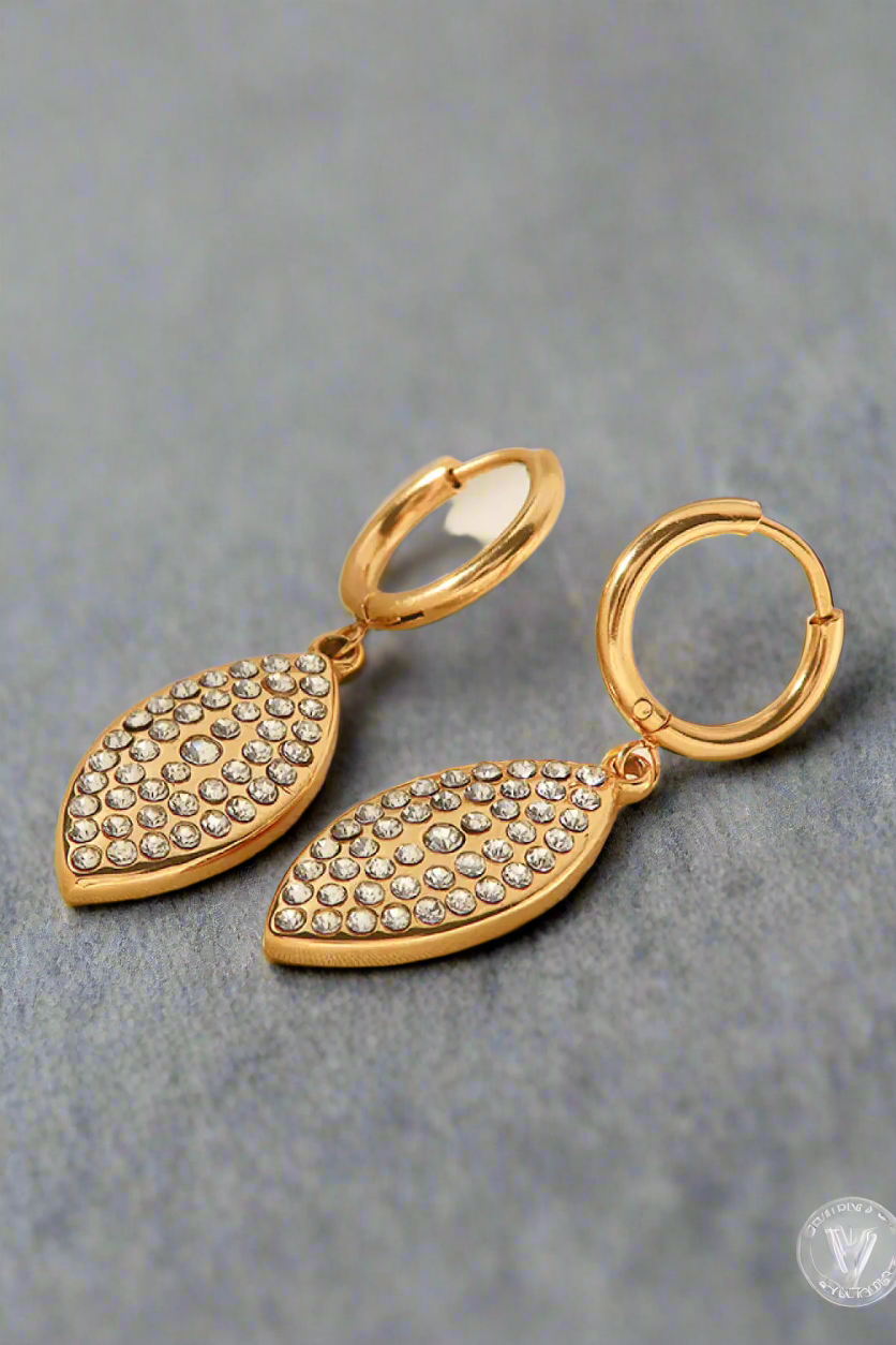 Inlaid Rhinestone Leaf Drop Earrings: A Touch of Elegance & Sparkle