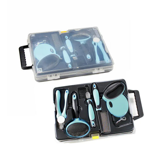Pet Traction Rope & Grooming Kit (Retractable Leash + Comb – Lightweight & Stylish in Sky Blue or Pink)