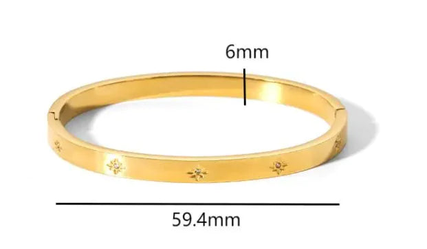 Luxe Star Buckle Bracelet: Modern Elegance Meets Durability