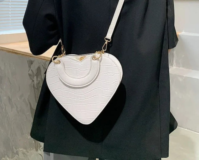 Heart Shaped Design Purse – Whimsical Compact Handbag with Playful Charm