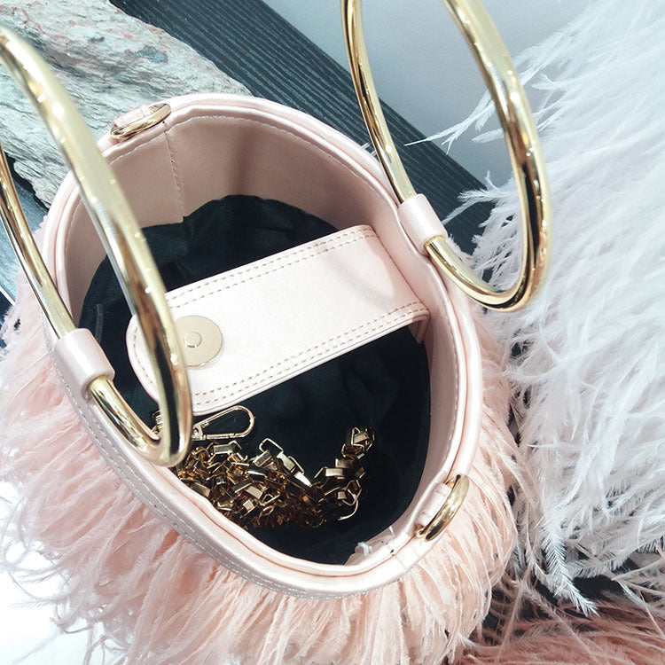 Women's Fashion Single Shoulder Chain Bag – Elegant Simplicity with a Pop of Color