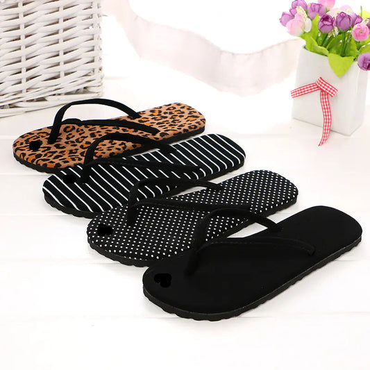 Fashion Flat Flip Flops – Non-Slip, Lightweight, and Perfect for Casual Summer Comfort