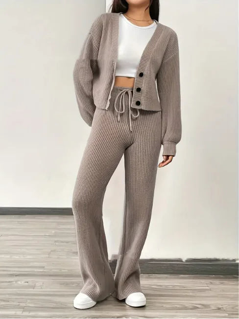 ChicKnit Women’s Sweater Set – Two-Piece Khaki Knit Outfit (Top & Pants, S–L)