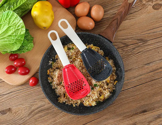 Multifunctional Slotted Spoon – Grinding, Pressing & Stir-Frying Kitchen Gadget