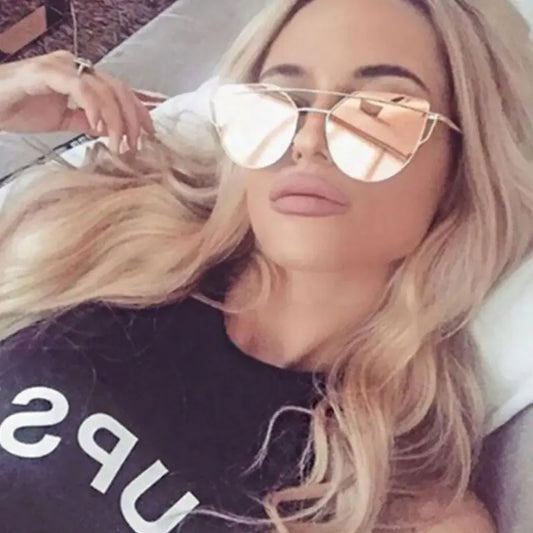 Metal Frame Sunglasses – Sleek and Sophisticated Eyewear for Everyday Glamour