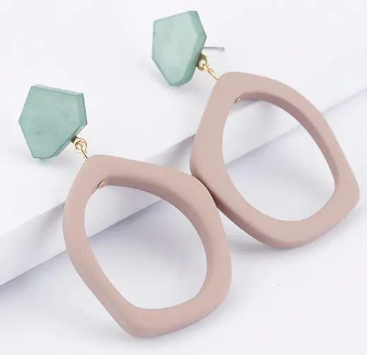 Carmen Earrings – Vintage-Inspired Statement Earrings with Uneven Cut Design