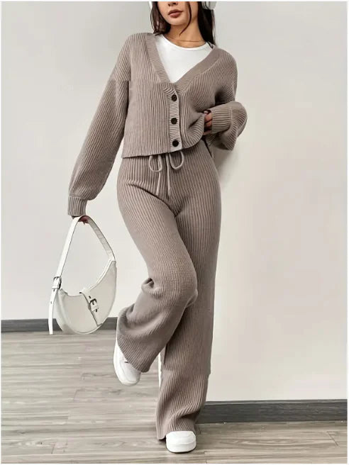 ChicKnit Women’s Sweater Set – Two-Piece Khaki Knit Outfit (Top & Pants, S–L)