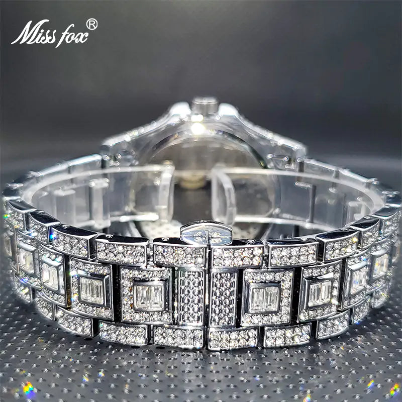 Enhance Your Elegance with the Trendy Diamond Watch