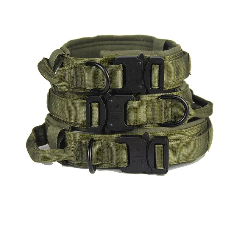 Tactical telescopic dog leash and collar set for training and outdoor walks. Adjustable length, durable build. Sizes M–XL for dogs 28–90 lbs.